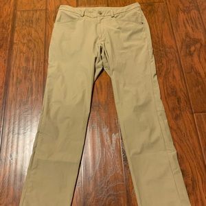 Lululemon ABC Pants Size 34